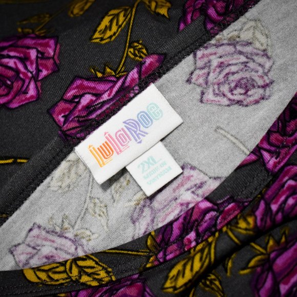LuLaRoe GiGi - Picture 3 of 3